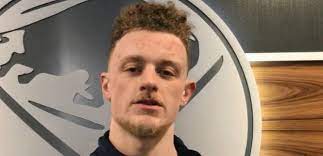 Jack eichel informing phil housley that he's been fired (2019, colorized). Nick On Twitter Wow This Haircut Is Looking Altright I Mean Alright
