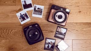 fstoppers reviews fujifilm instax square sq20 good but