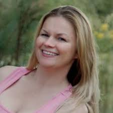 Misty Bates's Instagram, Twitter & Facebook