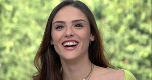 Isabella drummond foi exposta pela proprietária da sua residência. Ui Kg8lerj0udm