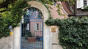 Das im jugendstil erbaute haus eine vorteilhafte lage im stadtteil wilmersdorf. Ein Jugendstil Kleinod Schondorf Blog