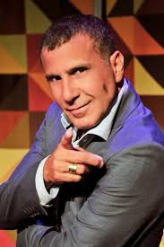 Eri Johnson traz a peça 'Um Casamento Feliz' a Vitória