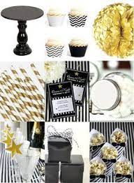 Start your party an hour or so earlier than the awards show so people can snack and sing along. 9 Grammy Party Decor Ideas Grammy Party Party Hollywood Party Theme