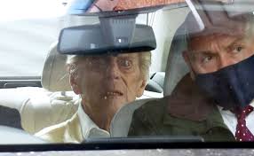 El duque de edimburgo viajó desde norfolk esta mañana al hospital rey eduardo vii en londres para observación y tratamiento en relación con una afección preexistente. 6klj4m2a6wwopm