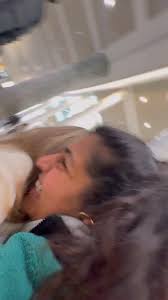 Come with me to pick up my bestie from the airport 😚✈️💓