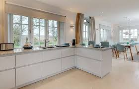 Wohnkuche Mit Granitplatte Auf Sylt Www Naturstein Wolf De Kuche Einbauen Wohnkuche Ferienhaus Sylt