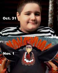 I am a turkey. K!ll me! 🎞 Addams Family Values (1993) ✒ Paul Rudnick 🎬  Barry Sonnenfeld 🎥 Anjelica Huston, Raul Julia, Christopher Lloyd, Joan  Cusack, Christina Ricci, Carol Kane, Jimmy Workman,