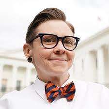 Stephanie Doles's Instagram, Twitter & Facebook