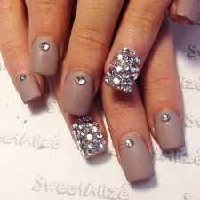 Simple patterns, floral designs, and mild colors are used for clear nail designs. 115 Acrylic Nail Designs To Fascinate Your Admirers