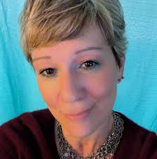 Does Villa Verdes have hotel guest parking?