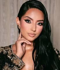 I am so blessed to have you in my life, my lovely Sara. My sweet daughter,  you are a dream come true. I wish you all the happiness, love, and health in