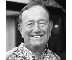 Maureen Hilliard's Instagram, Twitter & Facebook