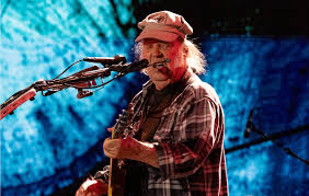 Watch Neil Young perform 'After The Gold Rush' and 'Heart Of Gold' in  surprise first show of 2026