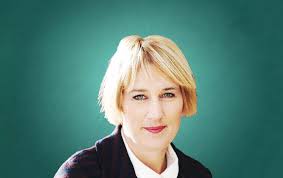 Neobična biografija gradonačelnice Supetra koja je postala tema dana zbog  reakcije na nacionalističko divljanje