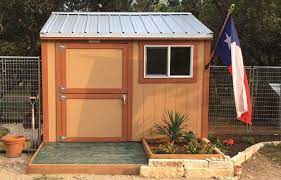 You may have to take the floor covering out every once in a while to shake off the dust and dried mud. Tuff Shed On Twitter Here S A Dog House You Wouldn T Mind Being In Complete With The Pups Favorite Couch And Ac All It S Missing Is A Tv Https T Co Jxqzrwhwhz
