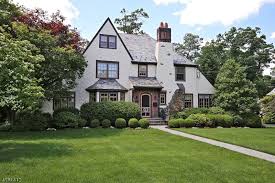 And ranked as the best neighborhood in new jersey. 58 Prospect Hill Ave Summit Nj 07901 Summit New Jersey Real Estate 908 376 9065 Tudor Homes Exterior Real Estate Nj Real Estate