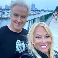 This question may be dumb lol… What did everyone with glasses/contacts do  for snorkeling? Did you just wear your contacts or get prescription masks?  I am quite literally blind without my prescription,