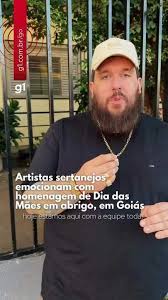 Artistas sertanejos emocionam com homenagem de Dia das Mães em abrigo, em Goiás