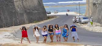 Melihat suasana terkini pantai sanur dengan bersepeda sanur beach bali merupakan salah satu destinasi wisata yang ada di pulau bali, pantai ini menyuguhkan. Pantai Pandawa Bali Sejarah Harga Tiket Masuk 2020