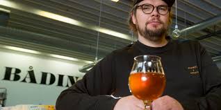Hjelp vaktmester thor å sortere søppel neste gang du er på aspmyra pic.twitter.com/o2vwurl5o1. Smaken Av Bodo Bodo I Vinden