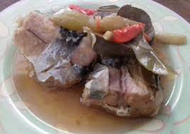 Ingin membuat hidangan yang segar untuk menu makan siang? Resep Garang Asem Ikan Patin Oleh Lydia Wibisono Cookpad