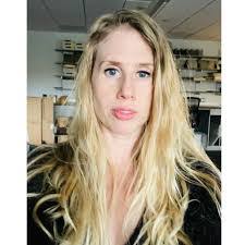 Beth Jaffe's Instagram, Twitter & Facebook