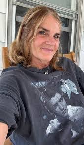 Joanne Batty's Instagram, Twitter & Facebook