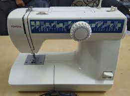 Mesin jahit mini dengan harga murah biasanya terbuat dari material plastik yang mudah rusak dan pecah, sehingga tidak mengherankan jika harga mesin jahit mini sewing machine ini cukup murah. Mesin Jahit Toyota Terpakai Untuk Di Jual Electronics Others On Carousell