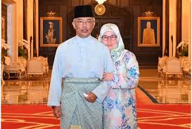 Mp3 duration 3:45 size 8.58 mb / amar aimmullah 21. Pressure Weighs On Malaysia S Royal Family Over Vaccine Allegations Coconuts Kl