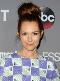 If you have acute renal failure, you may be given iv fluids to wake your kidneys back up to function properly. How To Do A High Bun In 30 Seconds Stylecaster