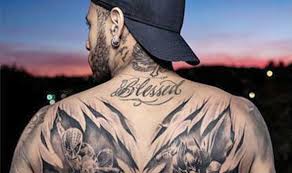 Jun 12, 2021 · the fake tattoos made kourtney resemble a punk rock star, much like travis, 45. Neymar Psg Star Gets Quality Spider Man And Batman Tattoos Football Sport Express Co Uk
