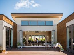 Breezehouse By Blu Homes Homeadore Prefab Homes Modern Prefab Homes Container House Design