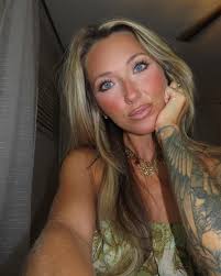 C (@cheykm_) • Instagram photos and videos