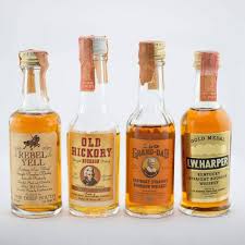 6 Begenme 1 Yorum Instagram Da Troy Q Nelson Photography Troyqnelson Minibottles Miniliquorbot Mini Alcohol Bottles Mini Liquor Bottles Mini Bottles