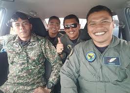 So ritual nasi komando ni adalah basic kepada tentera yang baharu,dan kalau tidak faham anda akan di pukul,dan ini adalah salah satu training yang mantap. Hanya Anggota Komando Sahaja Menerima Latihan Begini Ramai Pertikai Kenapa Guna Peluru Hidup Ini Jawabnya Viral Mstar