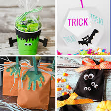 All you need is a package of rubber gloves. 20 Cute Easy Diy Halloween Treat Bags And Boxes It S Always Autumn