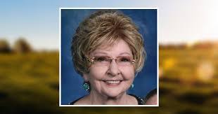 Helen Stitt's Instagram, Twitter & Facebook