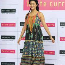 Image content/rummage section cause only 1 image per actress is possible it's hard to dicide of more good image content is available. Top 10 Hollywood Bollywood Tollywood Actress Photos Download In Zip File