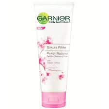 Tapi, kalau kejadian tersebut tetap berulang, mungkin kamu kurang cocok dengan produk garnier tersebut. Daftar Harga Sabun Muka Pembersih Wajah Garnier Murah Terbaru Juni 2021 Indonesia Priceprice Com