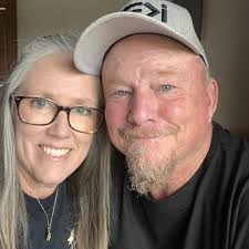 What are some reputable jewelers or goldsmiths for custom work near  Montgomery, Alabama?