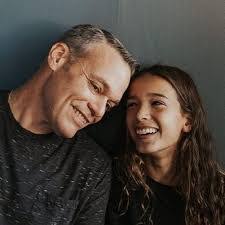 Kimberly Kuhn's Instagram, Twitter & Facebook