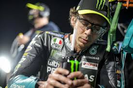 El futuro de valentino rossi está en los coches. Motogp The Bookmakers Rossi Towards Retirement This Will Be The Last Season Gpone Com
