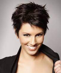 20 Great Short Hairstyles For Thick Hair Styles Weekly Thick Hair Styles Short Hair Trends Short Hair Styles Pixie