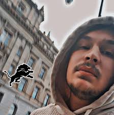 🤯 well what a Friday😀 We close at 10pm buuttttt yall love us some much we  went thru 300 dough balls and have SOLD OUT! So we are closed for the night!