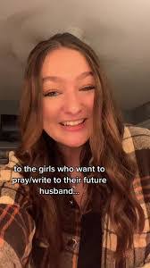 Madison Jansen's Instagram, Twitter & Facebook