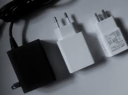 Hallo teman tamen, kali ini saya akan membagikan cara membuat sebuah powerbank dengan kecepatan output 5v,9v dan 12v atau biasa di sebut fast charging 3.0 adapun definisi dari fast charging adalah teknologi yang terdapat pada perangkat dan charger untuk mengatur pengisian baterai lebih cepat.teknologi ini diterapkan pada sebuah perangkat seperti hp/smartphone, tablet, laptop, powerbank, dll. Apa Sih Maksud Fitur Fast Charging Yang Kini Banyak Dimiliki Handphone Gadgetren