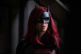 Three years after his disappearance, she decides to take up the mantle and protect gotham while batman is gone. Ruby Rose Expands On The Reasons She Exited Batwoman Deadline
