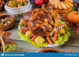 To serve, ladle soup into bowls; Thanksgiving Dinner Mit Truthahn Apfelkuchen Kurbis Stockfoto Bild Von Kopfsalat Suppe 157705398