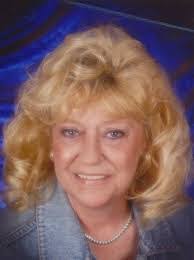 Benta Oloo's Instagram, Twitter & Facebook