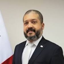 Jonathan Riggs ponente del evento